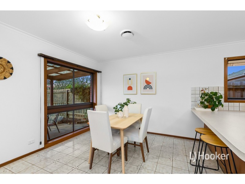 10 Hoddle Way, Altona Meadows VIC 3028