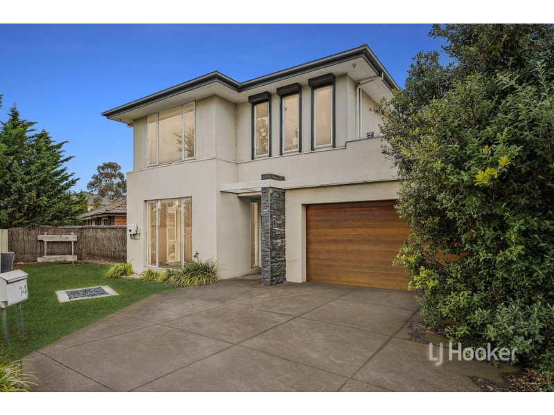 14 Signature Boulevard, Sanctuary Lakes VIC 3030