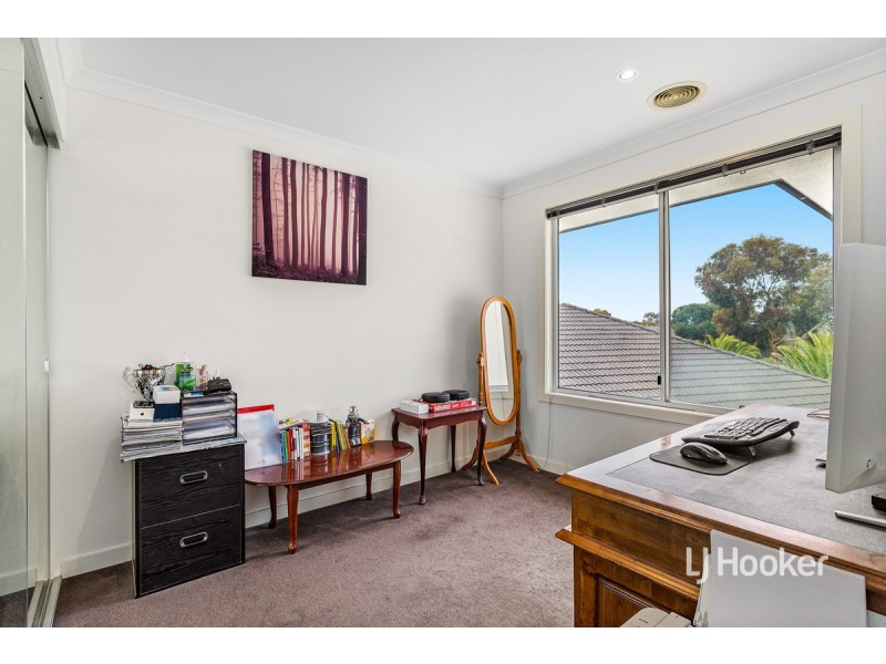 14 Signature Boulevard, Sanctuary Lakes VIC 3030