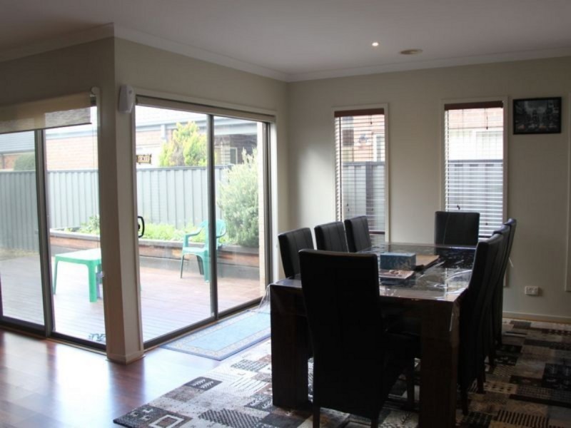 74 Juniper Avenue, Point Cook VIC 3030