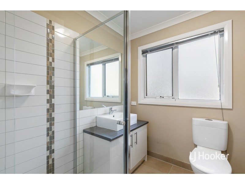 9 Vali Road, Craigieburn VIC 3064