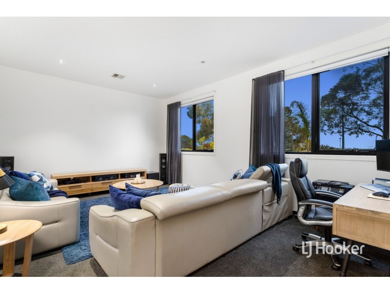 20-22 Featherbrook Drive, Point Cook VIC 3030
