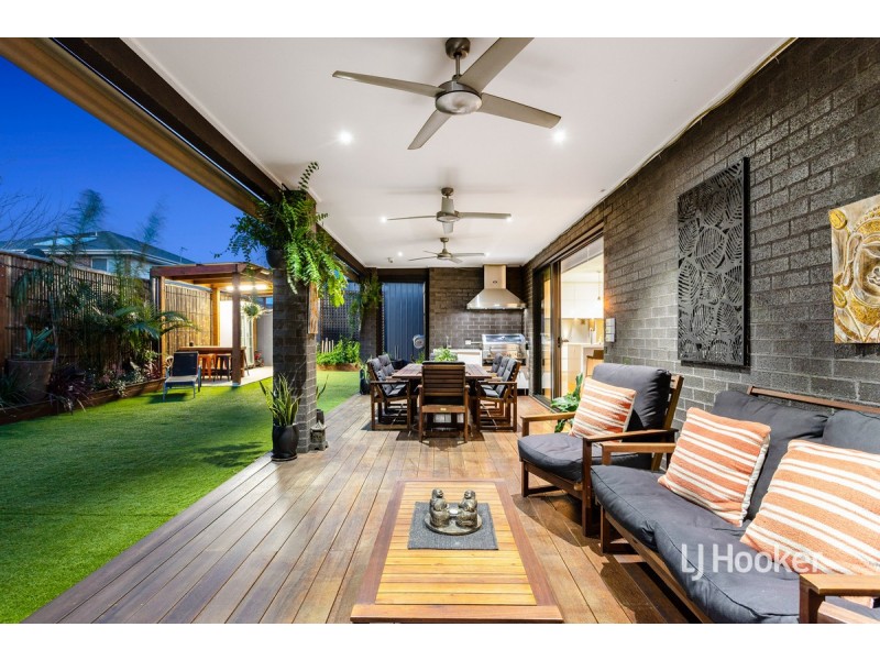 20-22 Featherbrook Drive, Point Cook VIC 3030