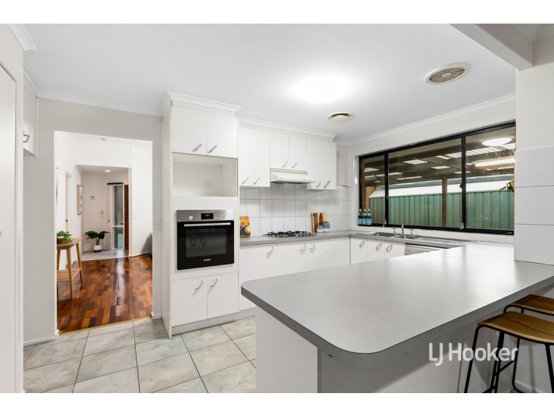 38 Canonbury Circle, Seabrook VIC 3028