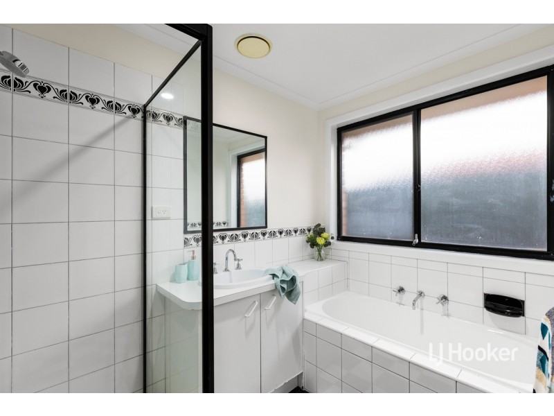 38 Canonbury Circle, Seabrook VIC 3028