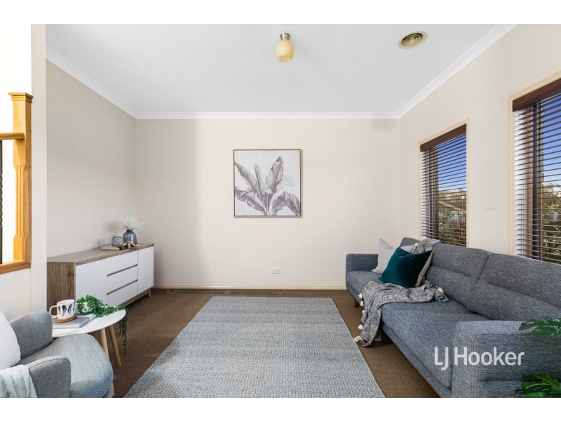 7 Hyde Park Terrace, Point Cook VIC 3030