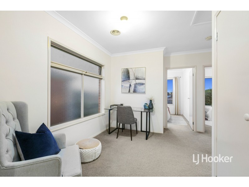 7 Hyde Park Terrace, Point Cook VIC 3030