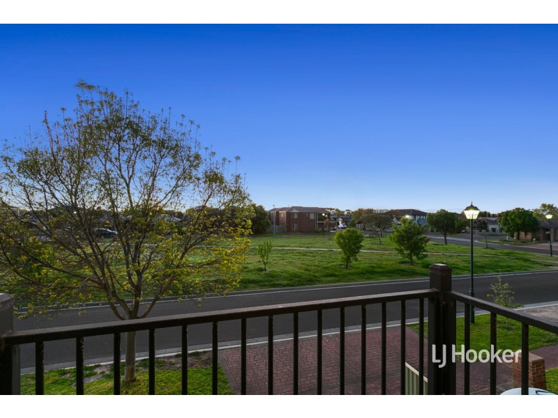 7 Hyde Park Terrace, Point Cook VIC 3030