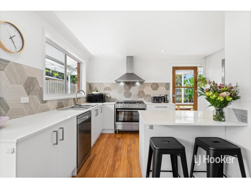 65 Epsom Street South, Altona Meadows VIC 3028