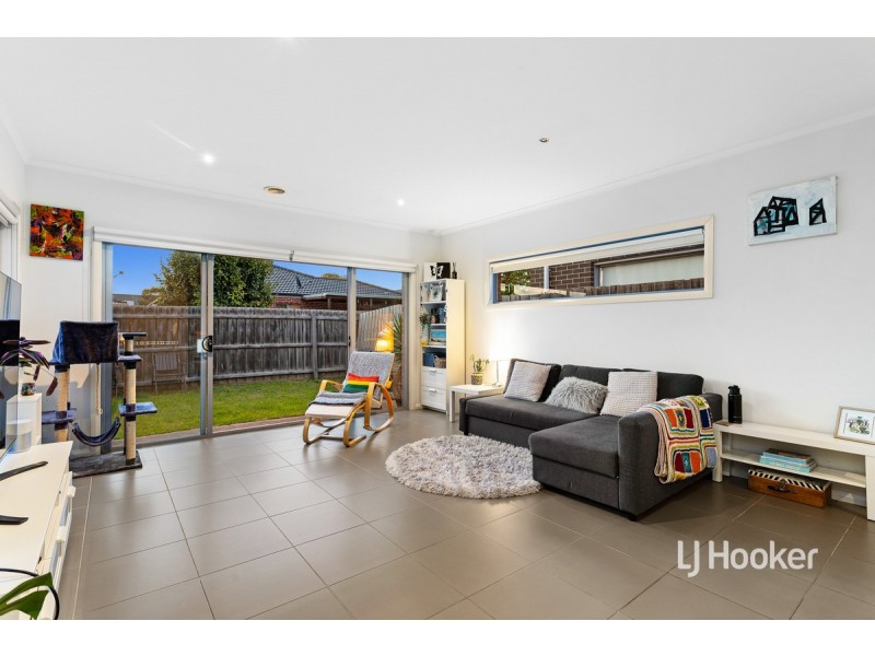2/33 Memphis Drive, Truganina VIC 3029