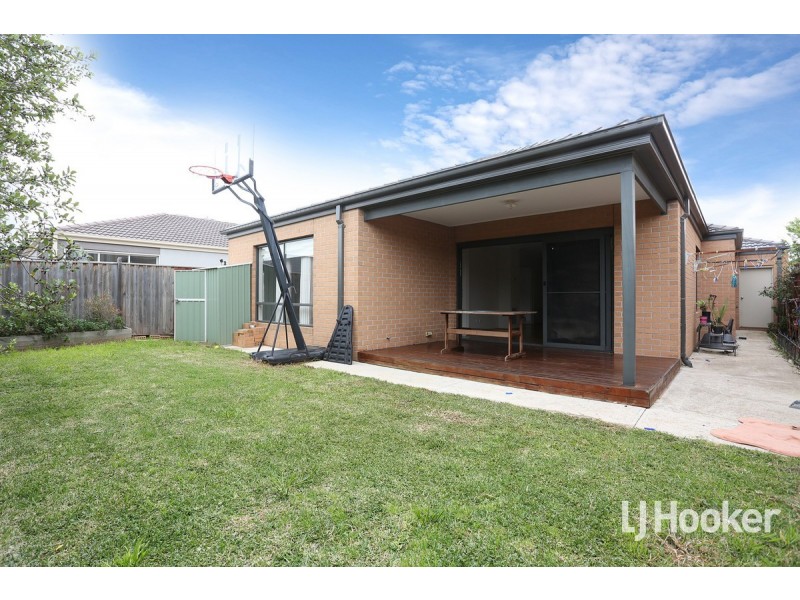 11 Marble Road, Point Cook VIC 3030