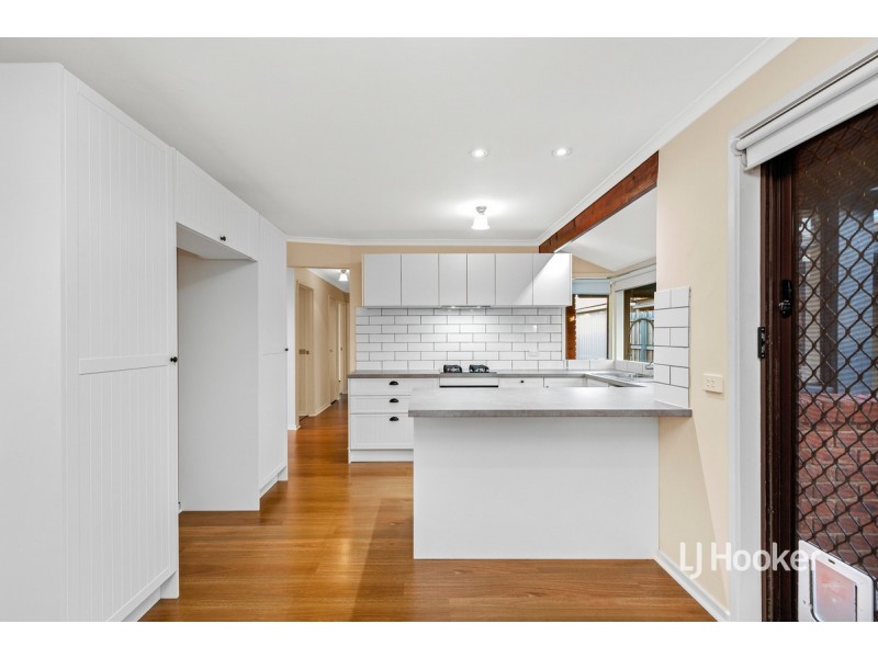 20 Sunbird Crescent, Hoppers Crossing VIC 3029