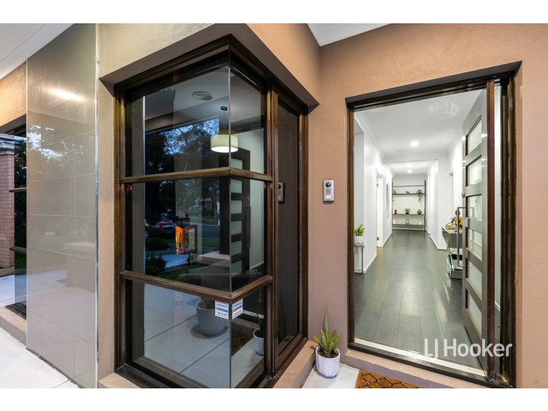 4 Countess Place, Point Cook VIC 3030