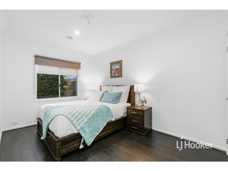 4 Countess Place, Point Cook VIC 3030
