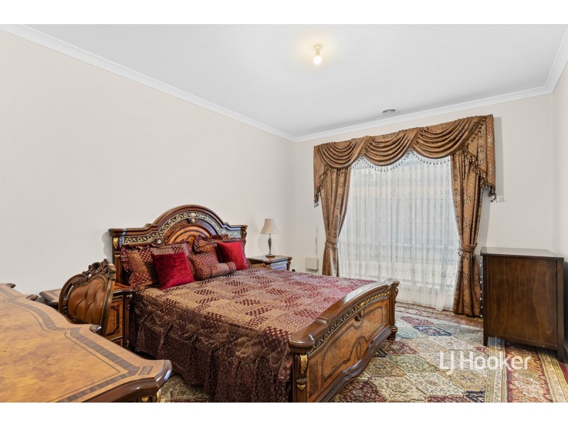 11 Viscosa Road, Brookfield VIC 3338