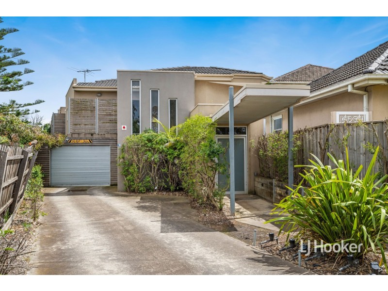 8/42 Nolan Avenue, Brooklyn VIC 3012