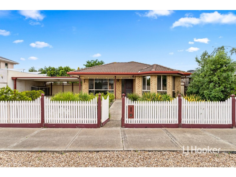 11 Sandstone Avenue, Seabrook VIC 3028