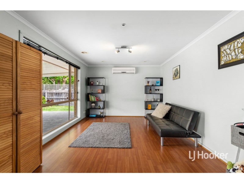 11 Sandstone Avenue, Seabrook VIC 3028