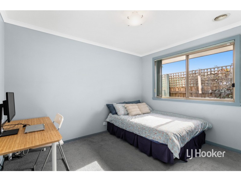 11 Sandstone Avenue, Seabrook VIC 3028