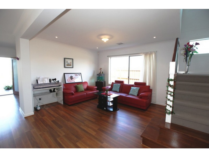 45 Barnstormer Boulevard, Point Cook VIC 3030