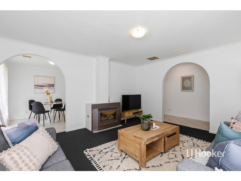 24 Hooker Road, Werribee VIC 3030