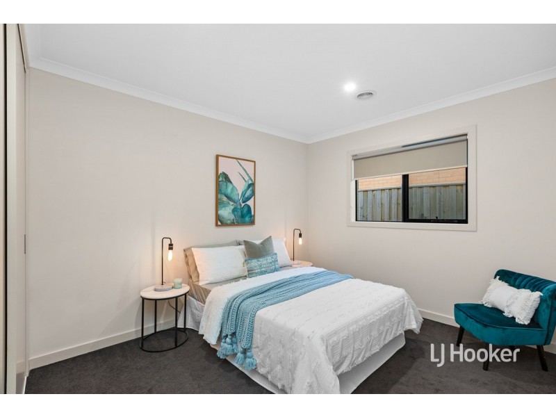 104 Grassbird Drive, Point Cook VIC 3030