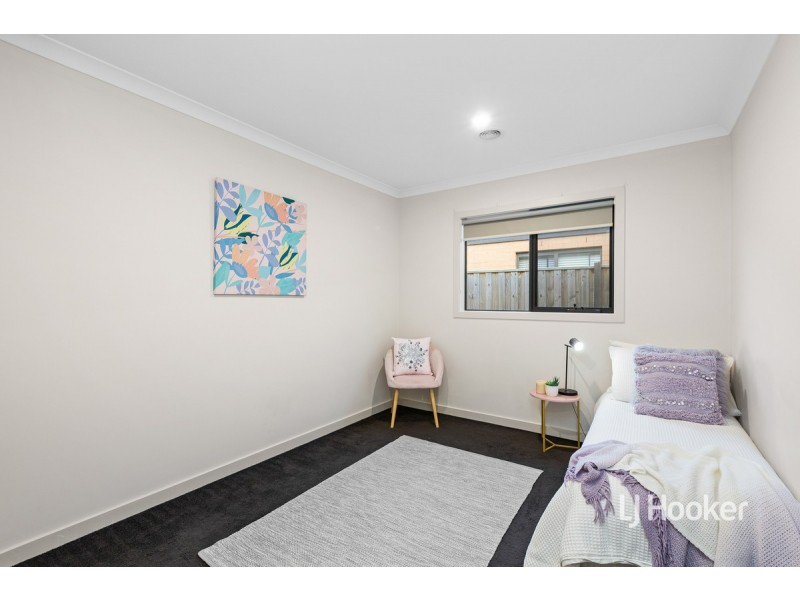 104 Grassbird Drive, Point Cook VIC 3030