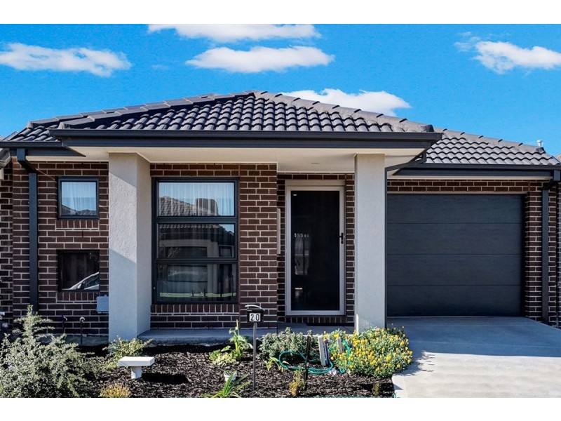 20 Zuccotti Crescent, Point Cook VIC 3030