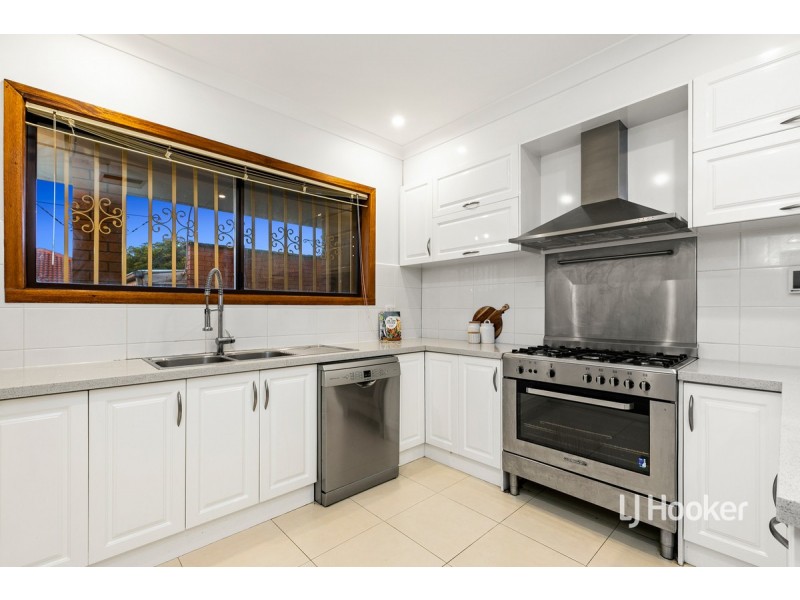 52 Cameron Avenue, Altona Meadows VIC 3028