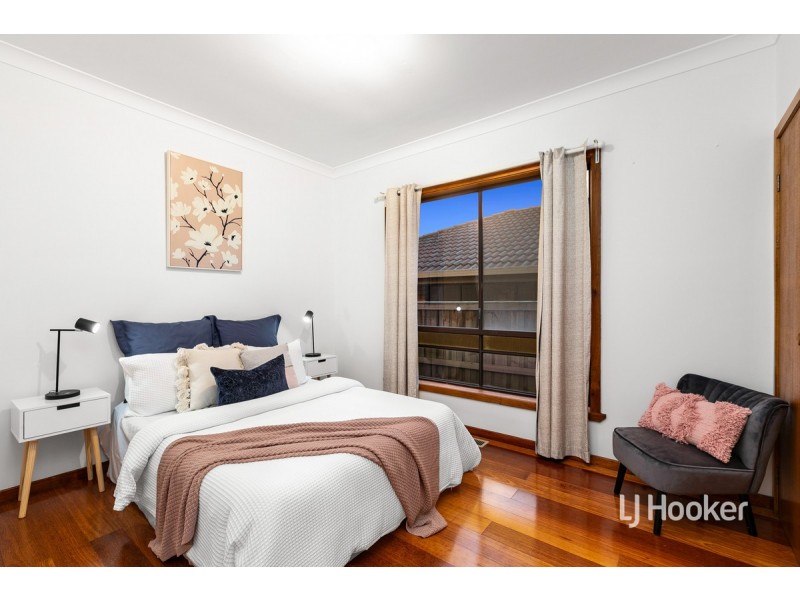 52 Cameron Avenue, Altona Meadows VIC 3028