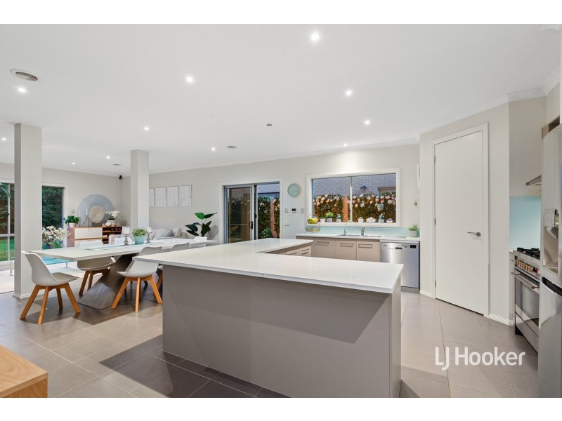 3 Sandy Avenue, Point Cook VIC 3030