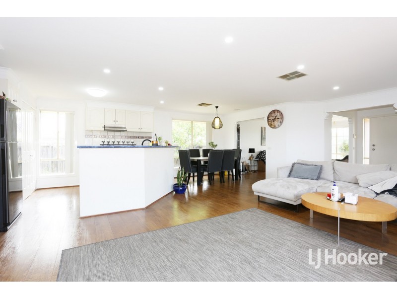 58 Lancaster Drive, Point Cook VIC 3030
