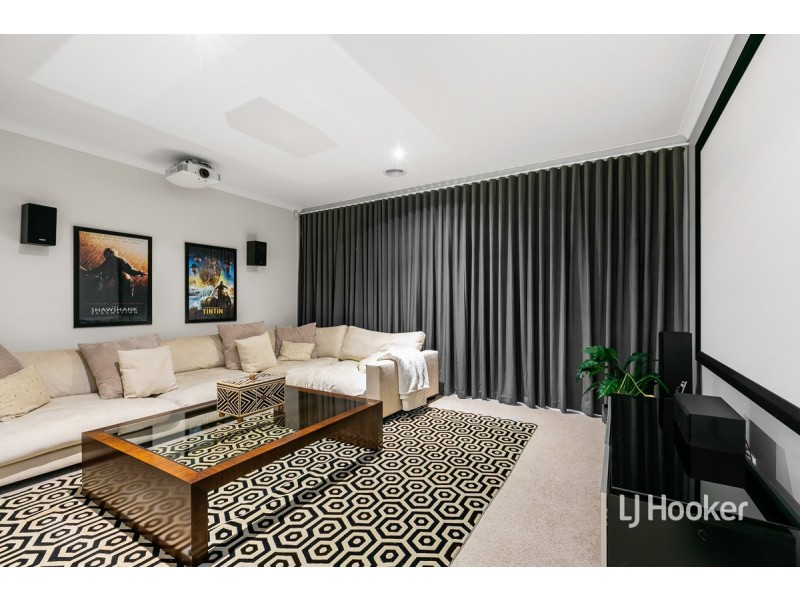 36 Spectacle Crescent, Point Cook VIC 3030