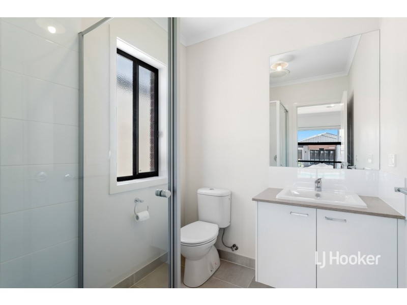 20 Mervyn Way, Mambourin VIC 3024