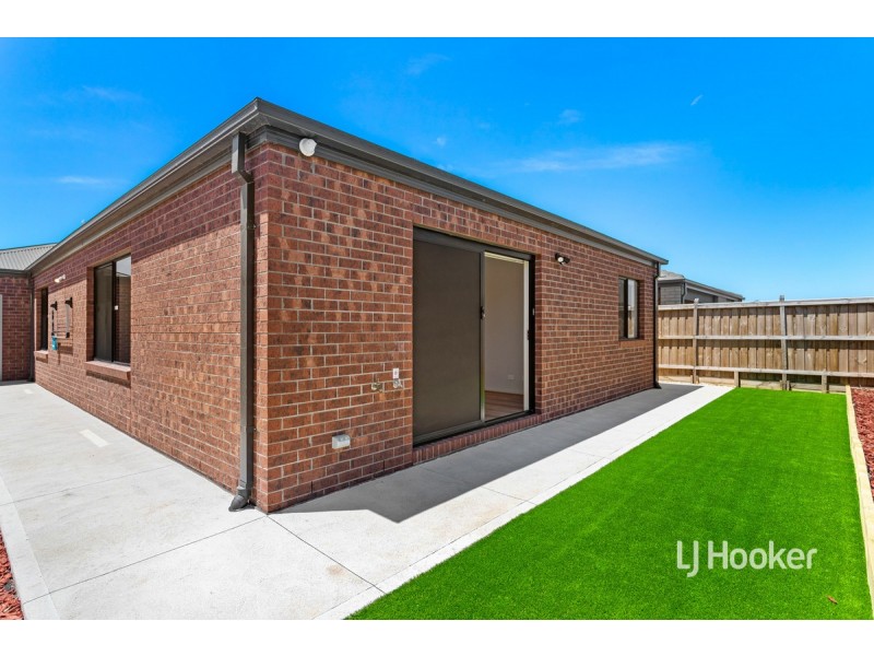 20 Mervyn Way, Mambourin VIC 3024