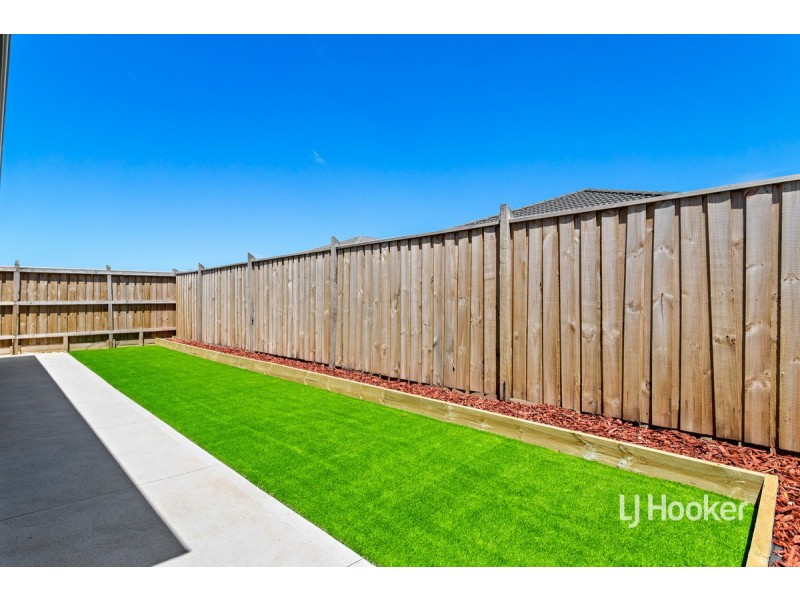 20 Mervyn Way, Mambourin VIC 3024