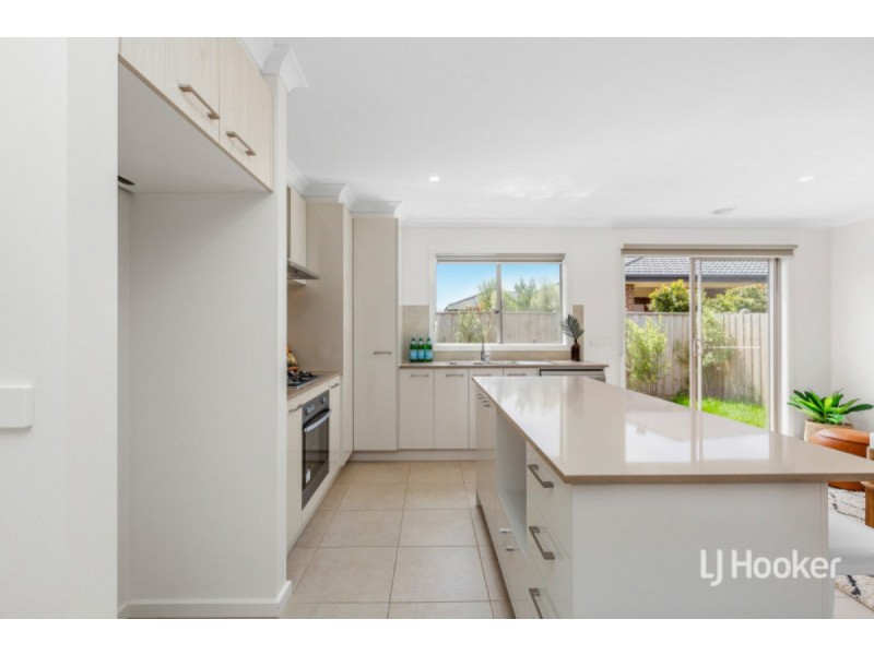 20 Oberon Street, Point Cook VIC 3030