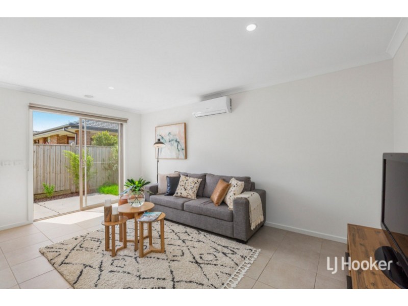 20 Oberon Street, Point Cook VIC 3030