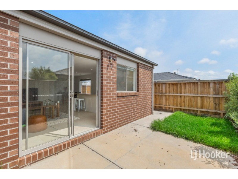 20 Oberon Street, Point Cook VIC 3030