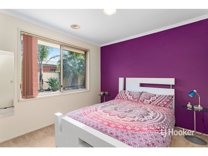 7 Kingfisher Drive, Seabrook VIC 3028