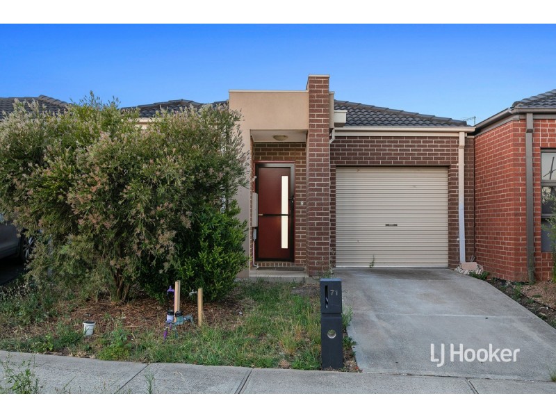 71 Havana Parade, Pakenham VIC 3810