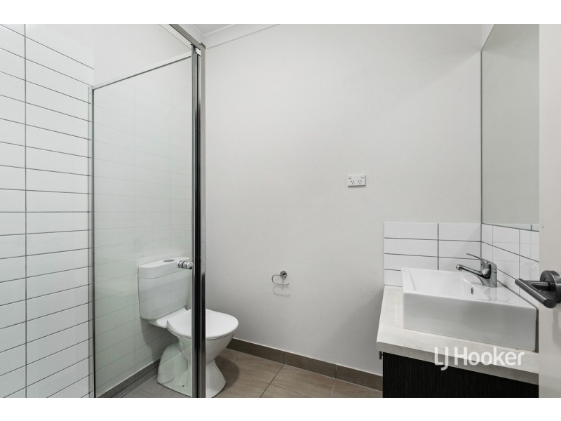 71 Havana Parade, Pakenham VIC 3810