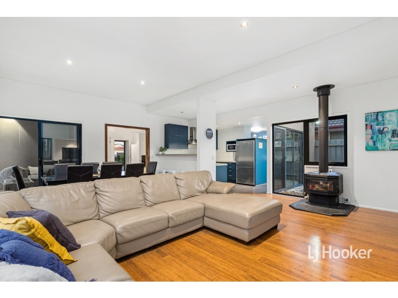 12 Haigh Court, Altona Meadows VIC 3028