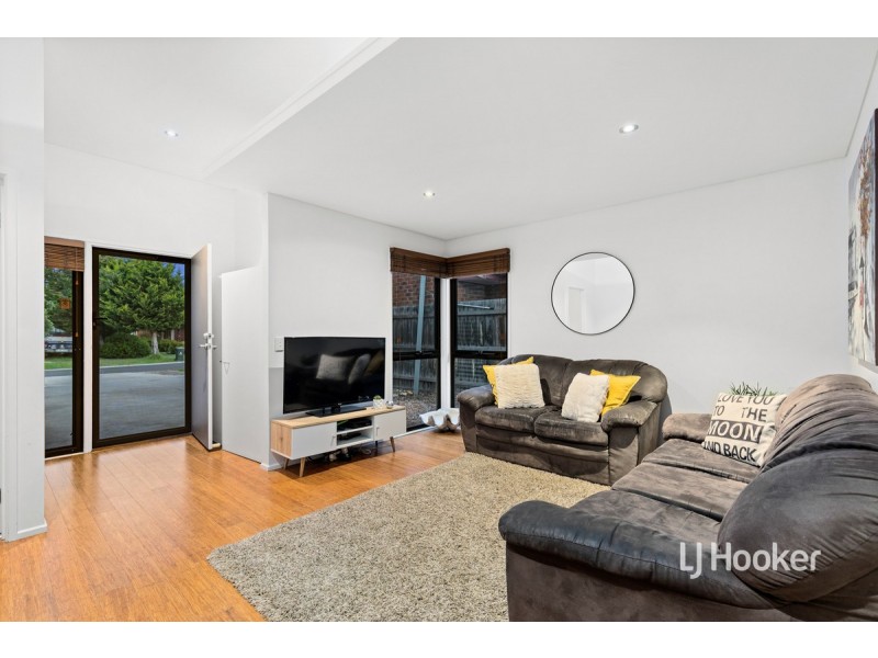 12 Haigh Court, Altona Meadows VIC 3028