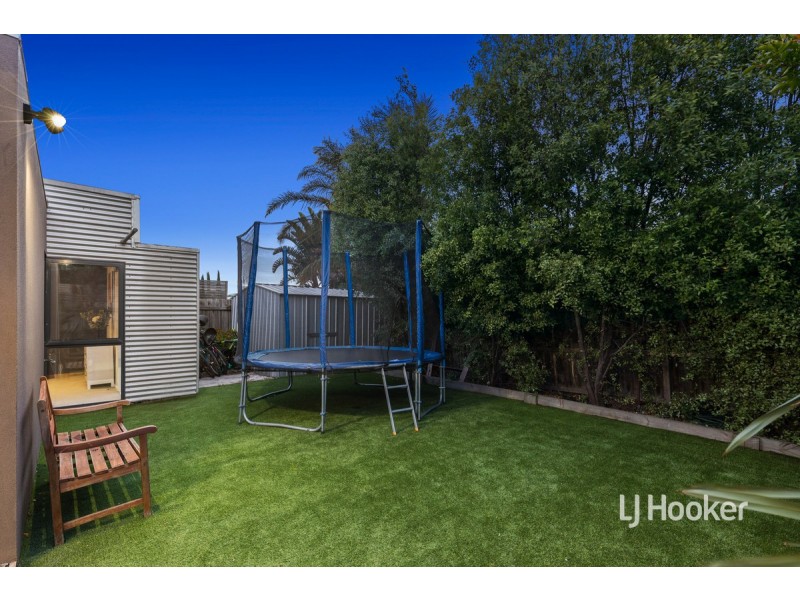 12 Haigh Court, Altona Meadows VIC 3028