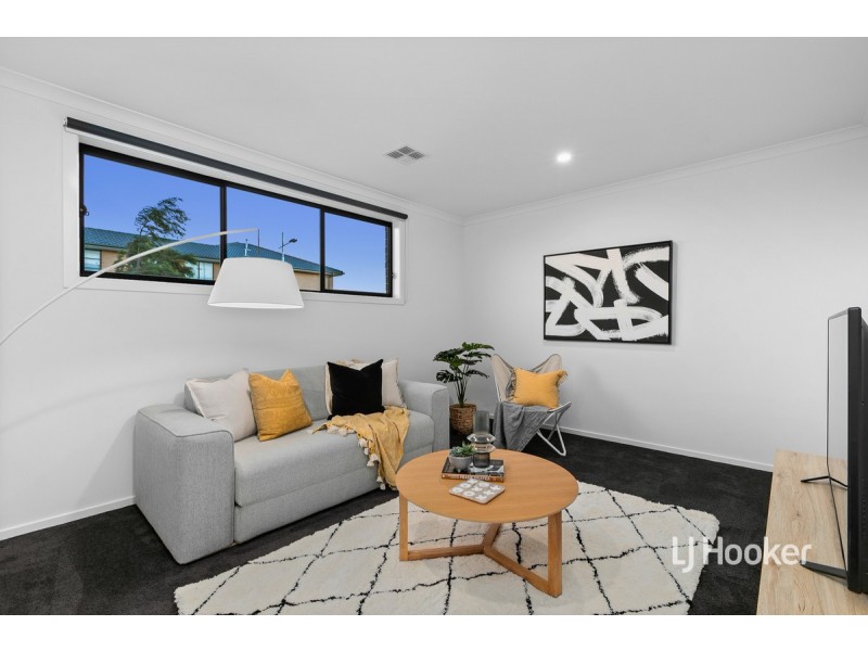 1 Baycrest Drive, Point Cook VIC 3030