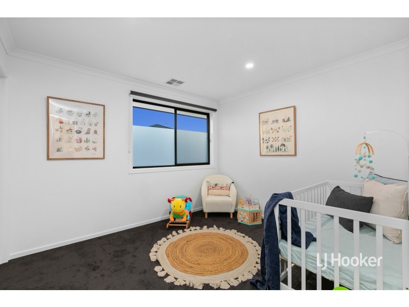 1 Baycrest Drive, Point Cook VIC 3030