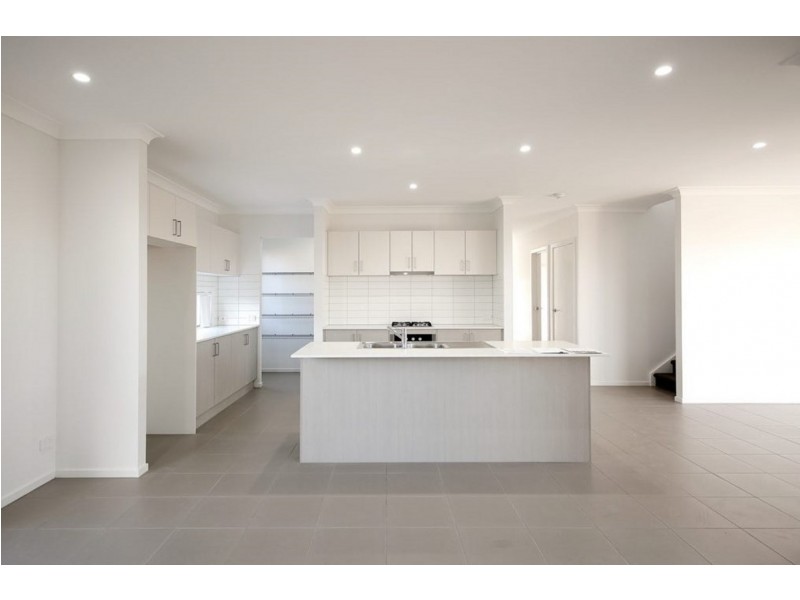 9 Grosset Way, Point Cook VIC 3030