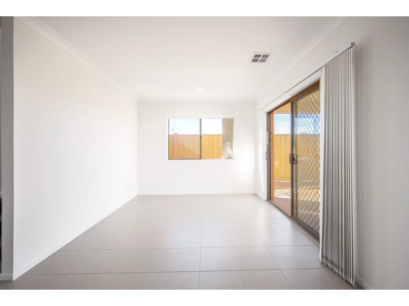 9 Grosset Way, Point Cook VIC 3030