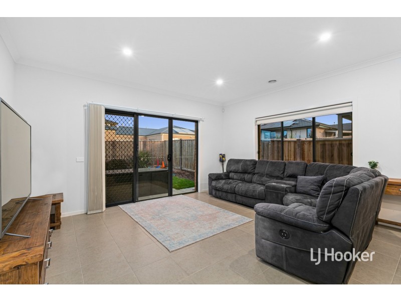217 Haze Drive, Point Cook VIC 3030